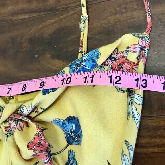 Lush  Women's Yellow Floral Beachy Romper w/ Cutouts Double Tie Front Size Small - Picture 9 of 12